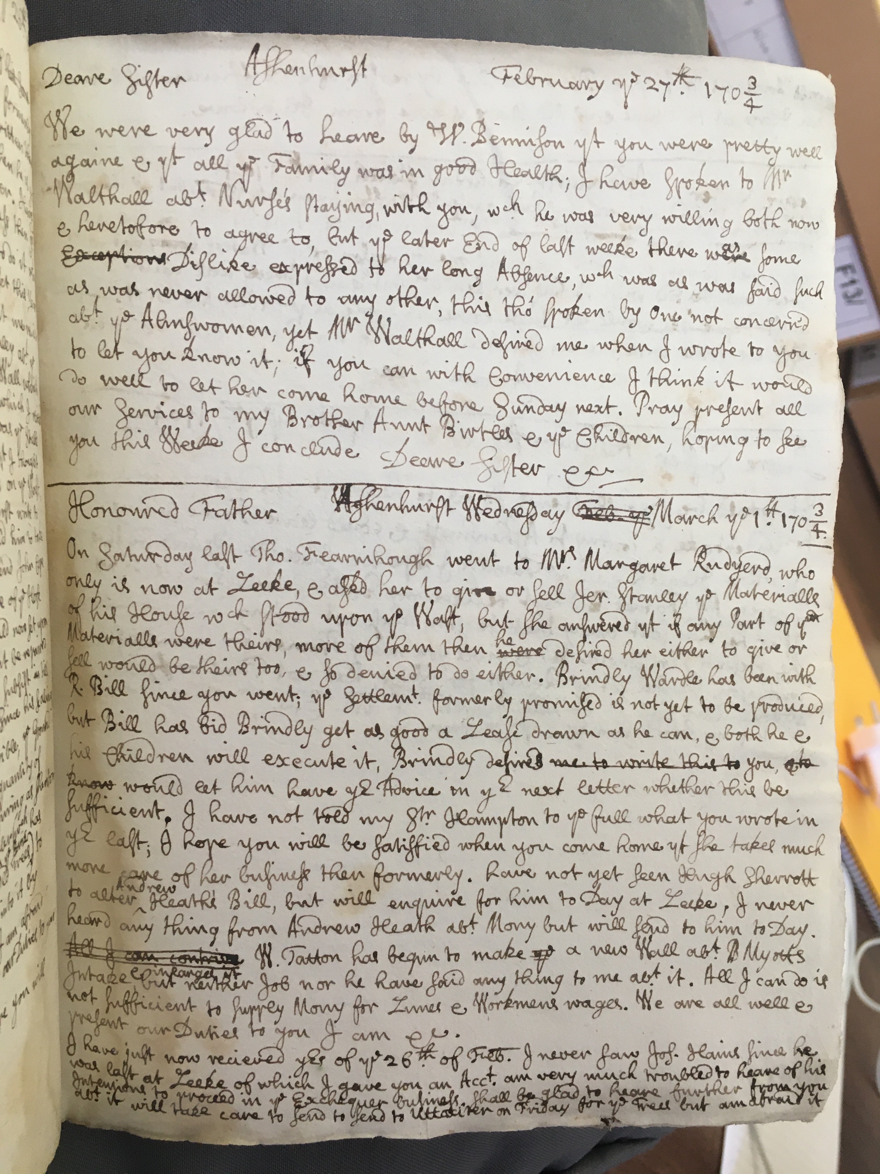 Image #1 of letter: Thomas Hollinshead to his sister Mrs Stanley, 27 February 1704